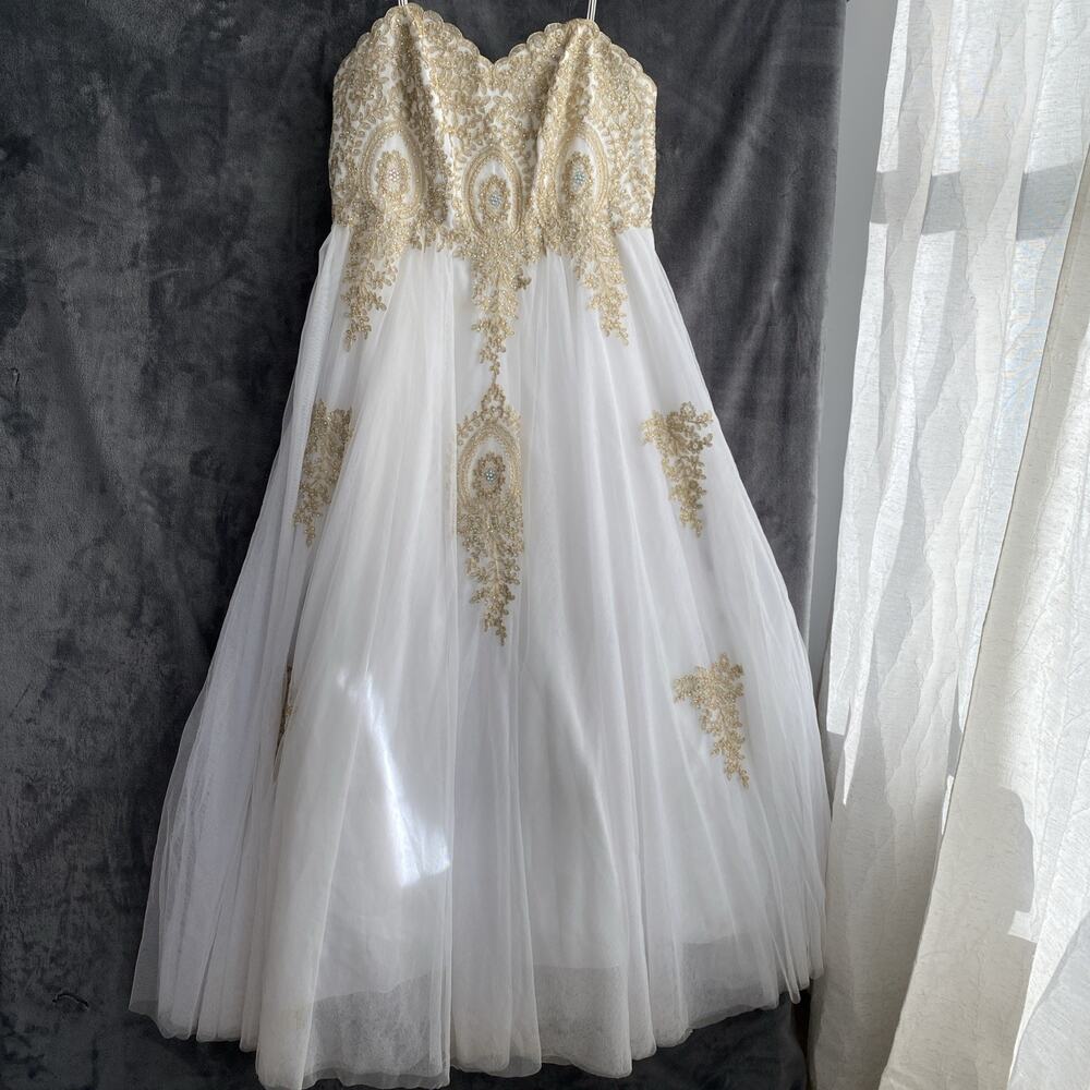 Talc Say Yes To The Prom Dress White And Gold Embellishing 16w